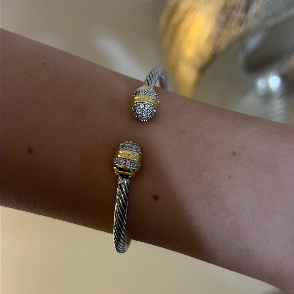 Silver CZ Diamond Twist Bangle